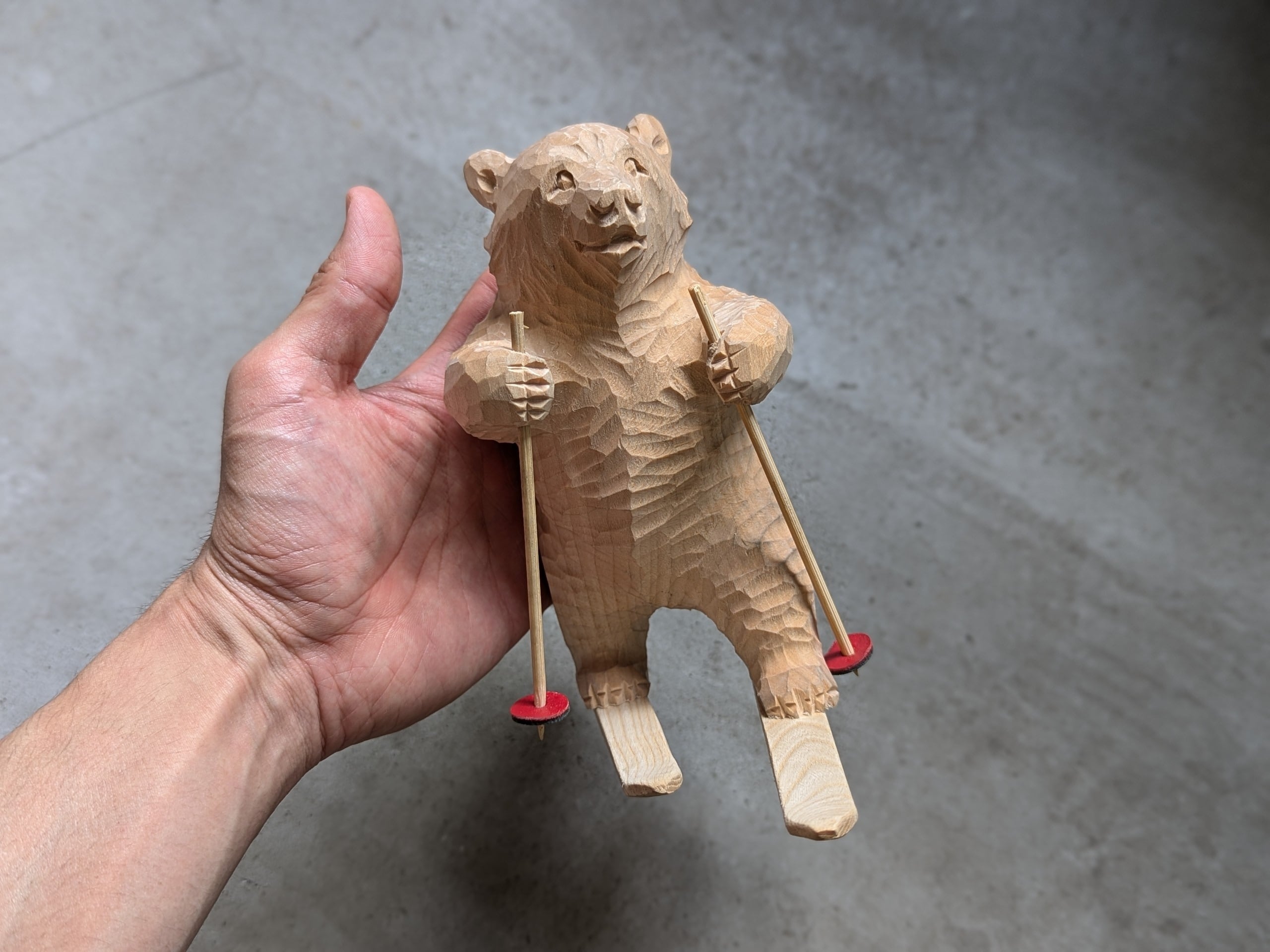 ギュンターライヒェル クマ ボールを持つクマ ギュンターライヒェル