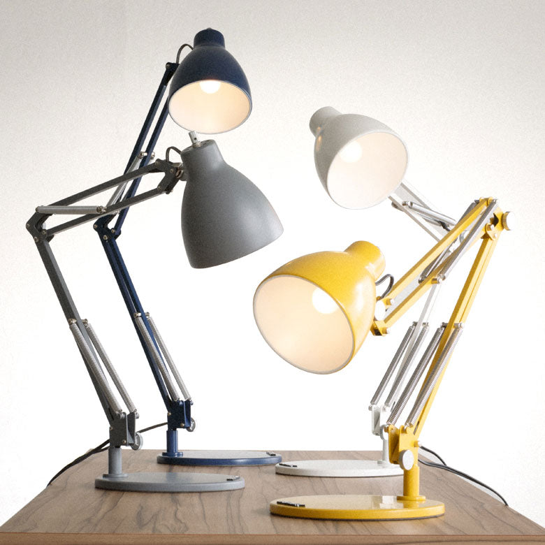 BISLEY オリジナルの卓上型デスクランプ – Good Decors