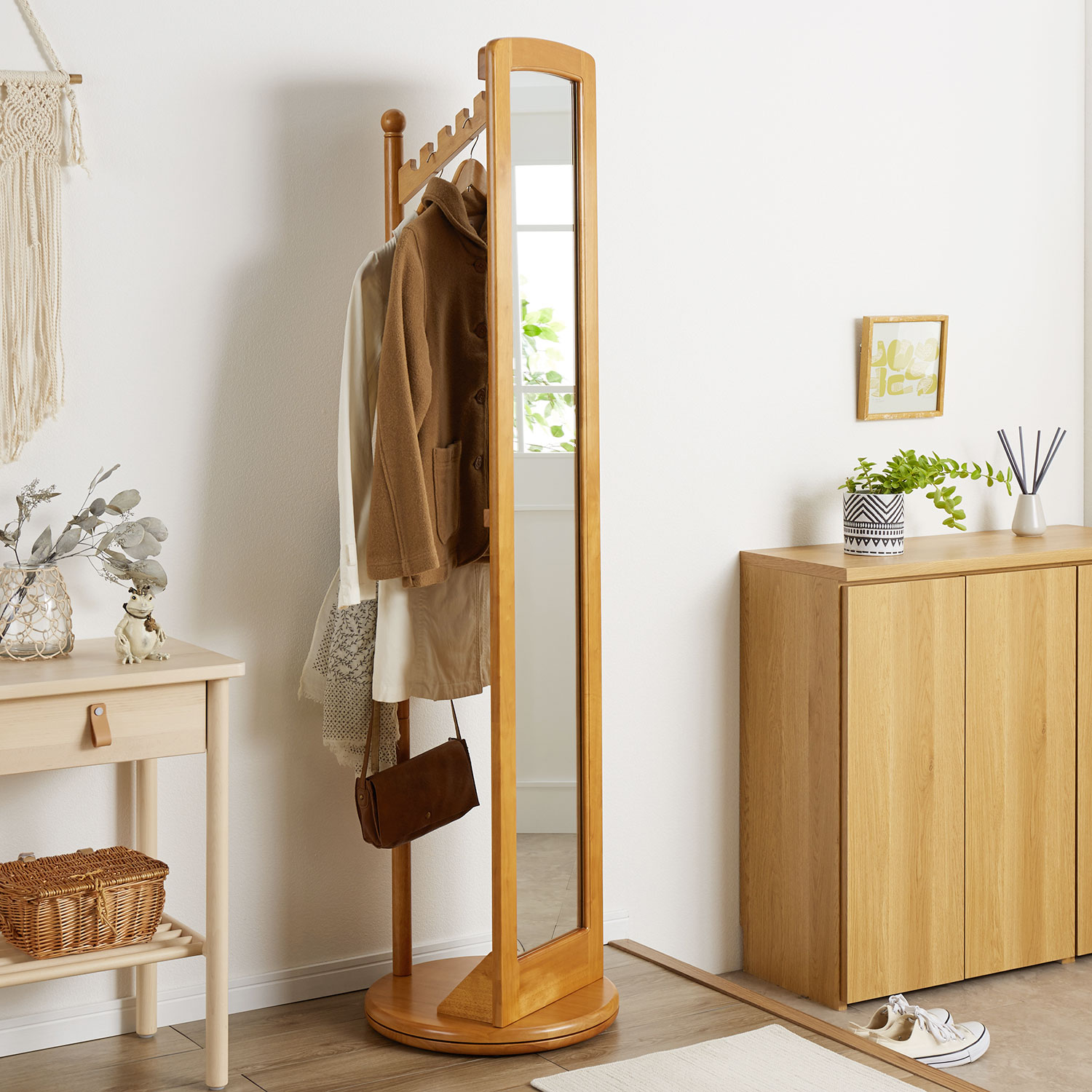 ミラー付き回転ハンガーラック（ハンガーラック）｜通販のベルメゾンネット