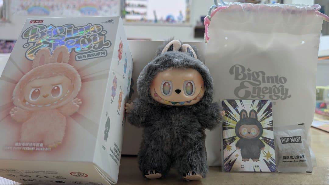 POP MART ラブブ THE MONSTERS Energy シークレット POP MART ポップマート THE MONSTERS Big into Energy LABUBU ラブブ