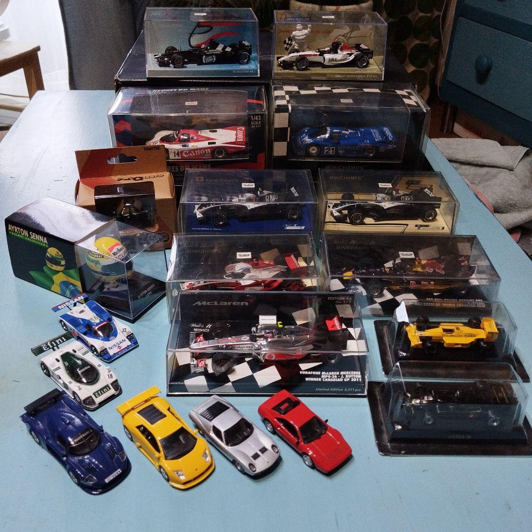 ミニチャンプス1/43 F1 ルマン 1/8セナヘルメット他 ミニチャンプス 1/8 ヘルメット A.セナ ブラジルGP 1984 F1初出場