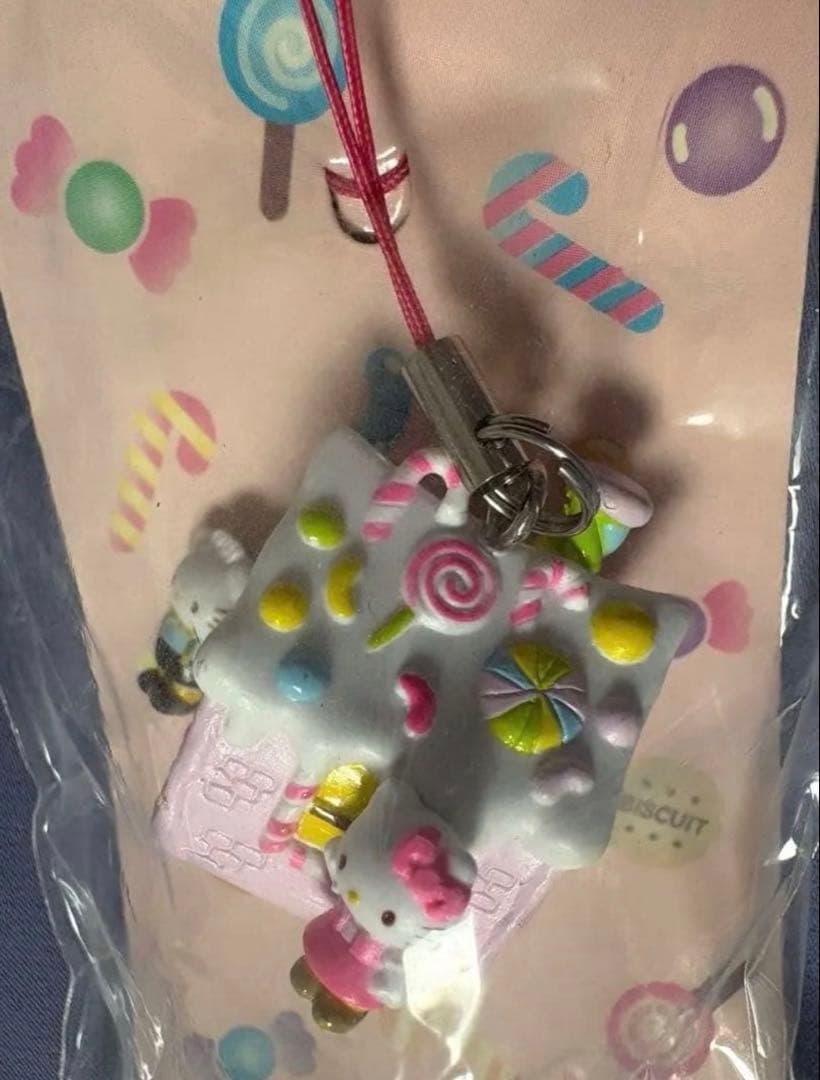 ハローキティ 非売品 キャンペーン用 激レア お菓子の家 根付 年代