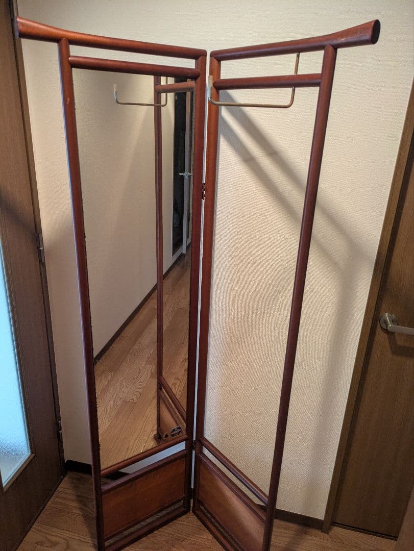 木製折りたたみハンガーラック 鏡付き ミラー付き回転ハンガーラック（ハンガーラック）｜通販のベルメゾンネット