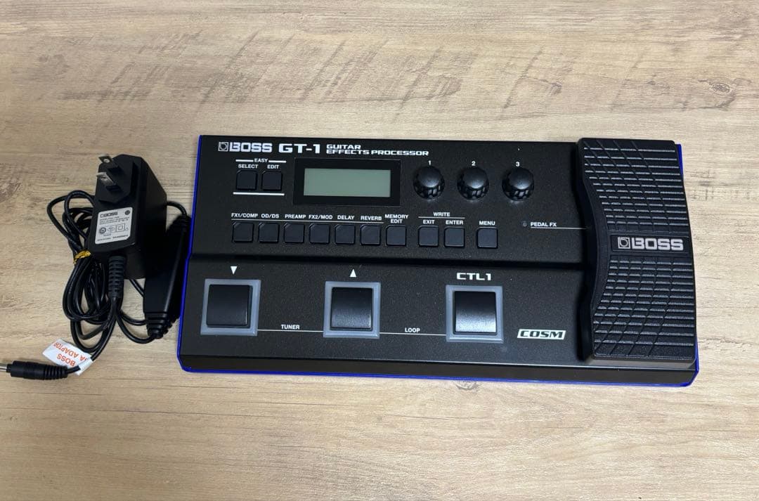 BOSS GT-1 （純正アダプタ、取扱説明書付） 数量限定 スリーブケースプレゼント♪】 BOSS GT-1 Roland純正