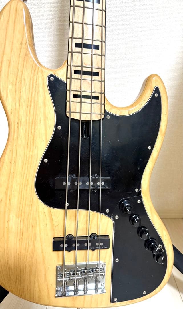 ベース Sire V7 Vin Ash4 NT 4.75kg Marcus Miller