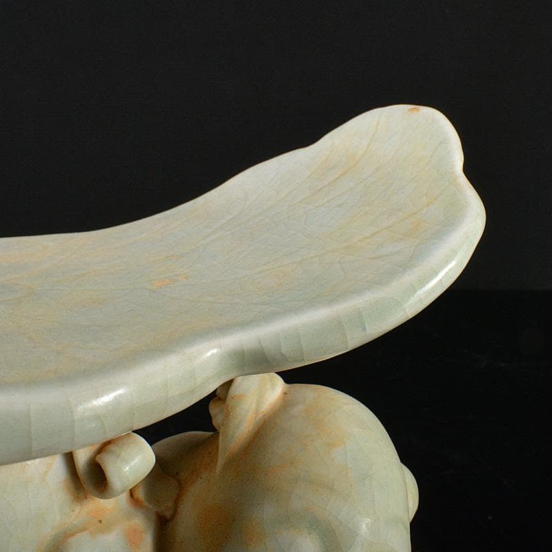 中国 粉青釉 蓮に唐子 枕 置物 V R6278 - メルカリ