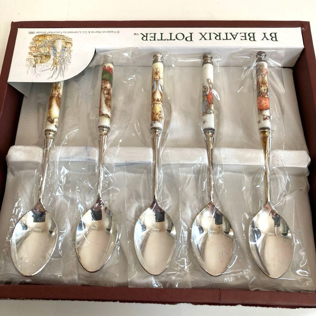 新品未使用ピーターラビット カトラリー スプーンセット 5本 持ち手
