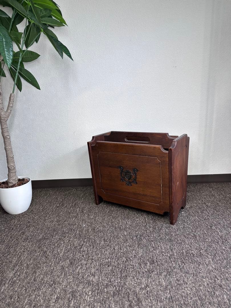 オールドカリモク マガジンラック karimoku アンティーク 希少品 オールドカリモク マガジンラック Karimoku 木製家具 雑誌・新聞入れ