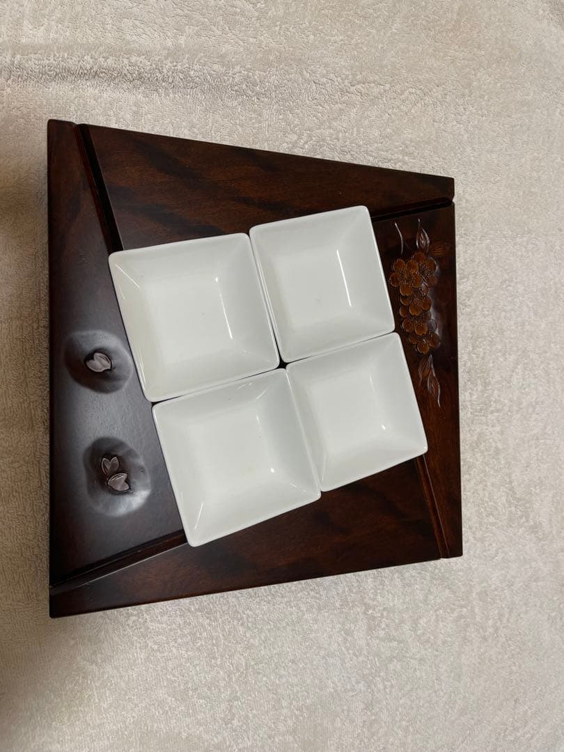 軽井沢彫りお一人様膳大阪屋家具店作 1セット 軽井沢彫り 大坂屋家具店 置き仏壇 工芸品 民芸品 伝統技術 仏具 桜の