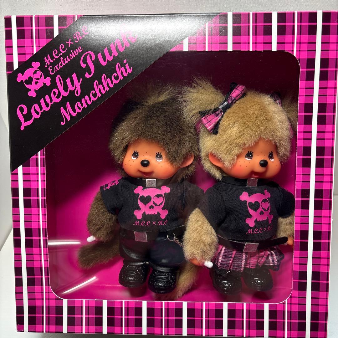 新品 ラブリーパンク モンチッチ ペア monchhichi 582 モンチッチ monchhichi | . 二人でお出かけだモーン💕 色違いの