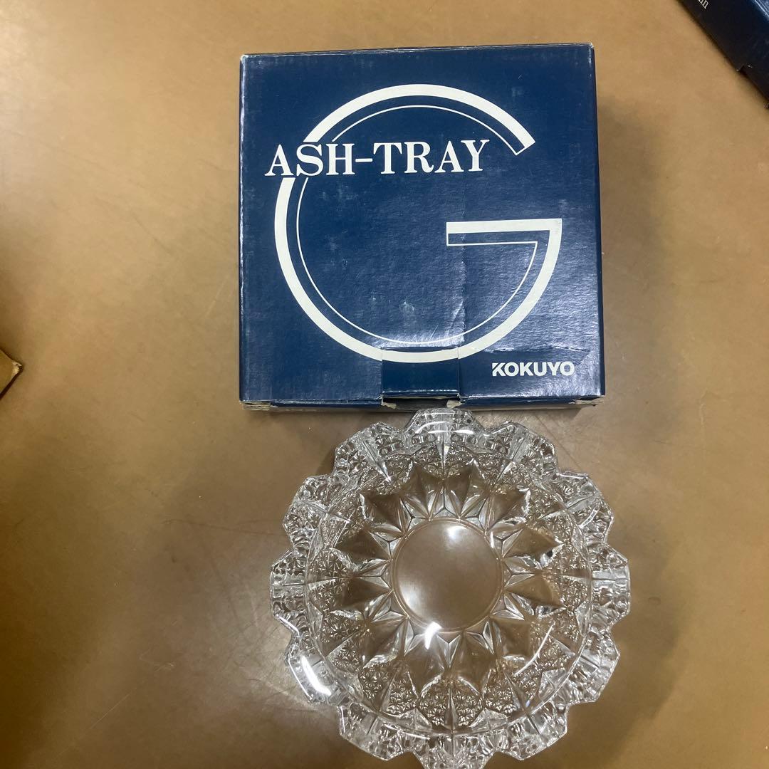 KOKUYO ASH-TRAY 花形灰皿3個セット Ashtray」鋳物と木のフタ付き灰皿/Hacoaブランド/北欧風デザイン