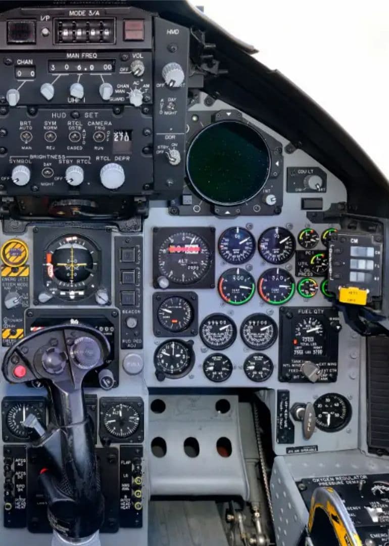 航空自衛隊 コックピットクロック - メルカリ