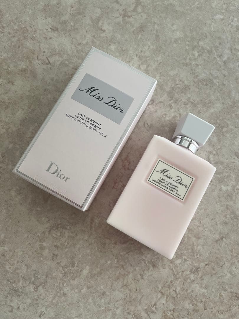 【新品・箱付】Miss Dior ミスディオール　ボディミルク　200ml DIOR】 【新作】ミス ディオール ボディ ミルク 人気製品 - フレグランス